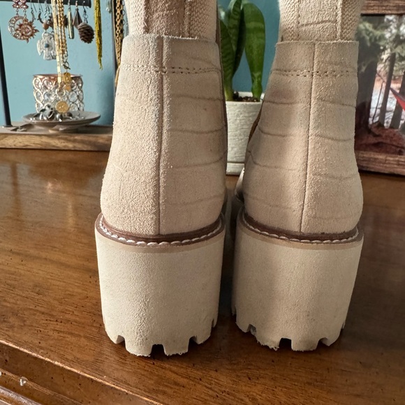 Dulce Vita boots - Picture 2 of 3